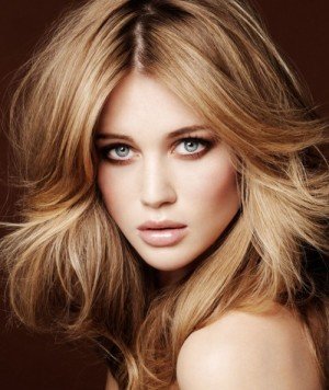 multi-toned-blonde-hair-color
