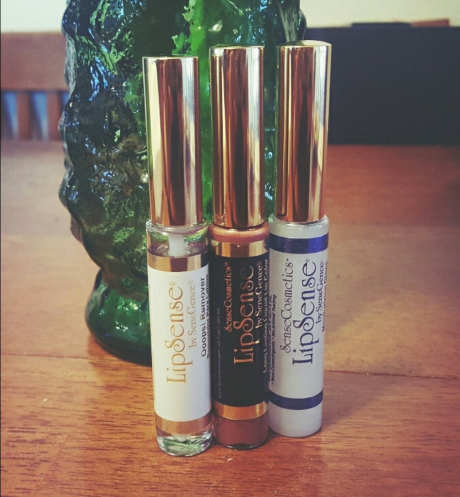 Lipsense by SeneGence review: Read before you buy